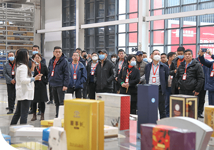 �Ӵ������±�ggý����ʾ����(MMC)